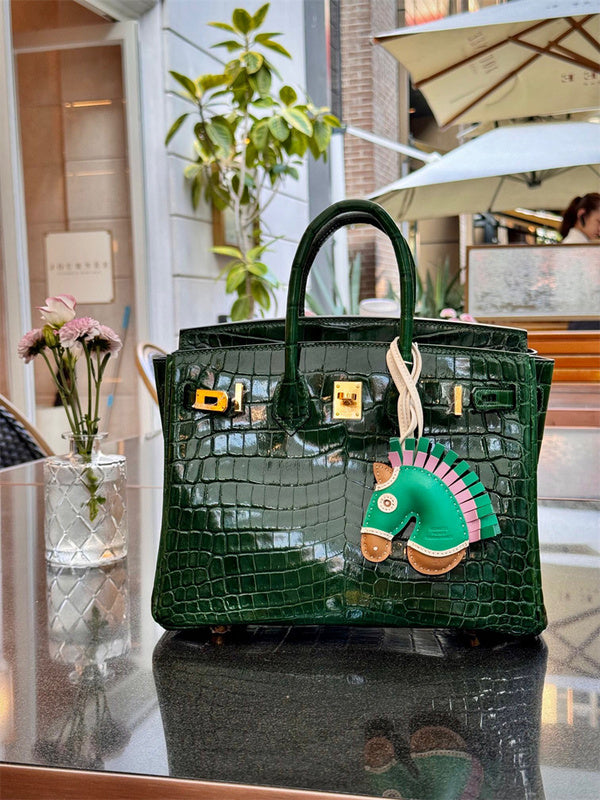 Understated bag women's premium everyday handbag