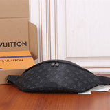  graceful structured bag detail view showing craftsmanship 8