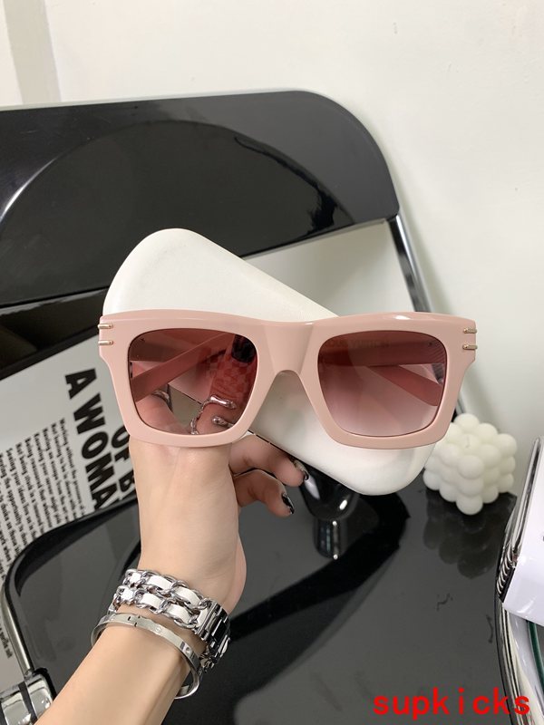Front view of Louis Vuitton unisex sunglasses