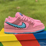 Nike Men's & Women's Premium Low-Top Trainers — Style 085 back view