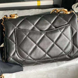 Zivas Charm Refined Everyday Style Everyday Handbag (Considered Detail & Form) – Styled Look