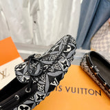 Louis Vuitton shoes Style 320 - true-to-life color detail
