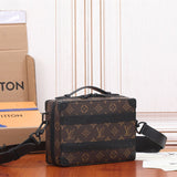  tote bag interior and compartment view