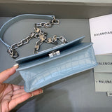 Understated Vegan Leather Handbag - Versatile Everyday Design | Women's Fashion Handbag #418 - hardware and detail close-up (image 5) of designer-inspired handbag