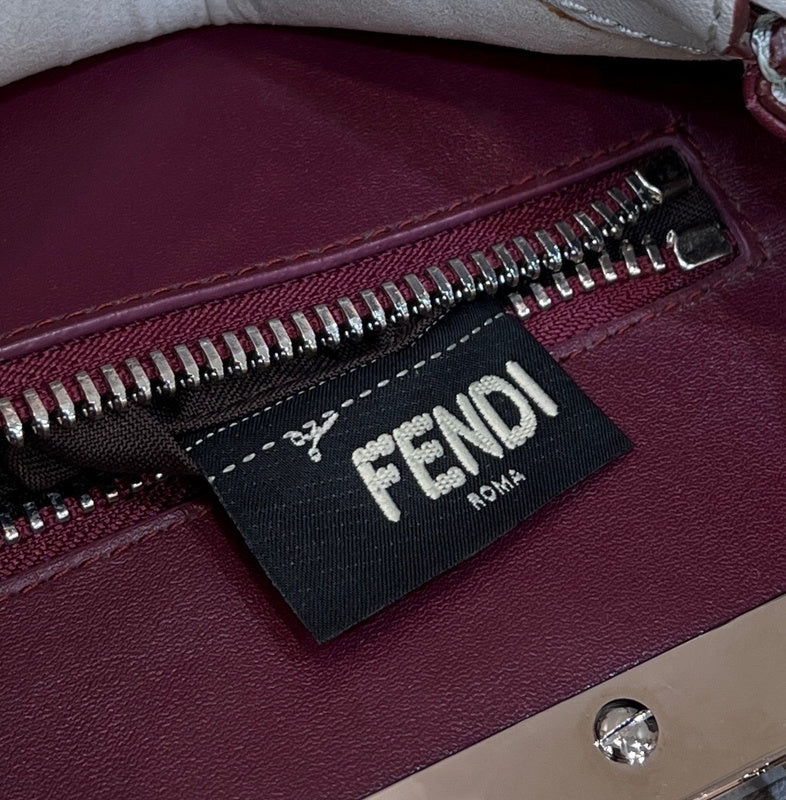 Ziva's Charm handbag – product shot (Standard Size)