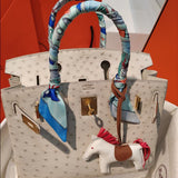  shoulder bag interior and compartment view