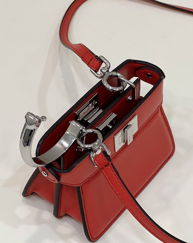 Ziva's Charm handbag – interior view (10cm*8.5cm*12cm)