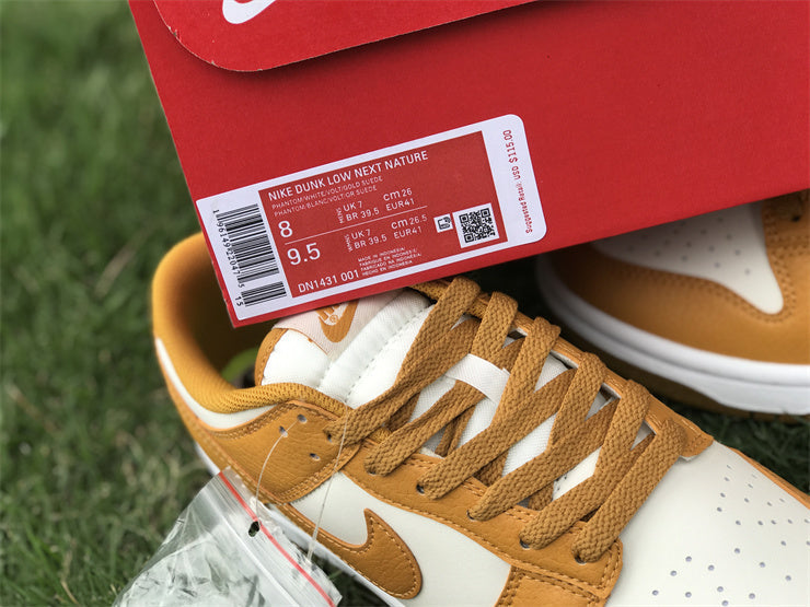 Nike clean off-white luxury sneakers view 12 padded collar comfort