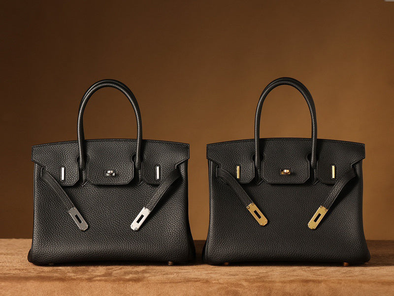  crossbody bag interior and compartment view 9
