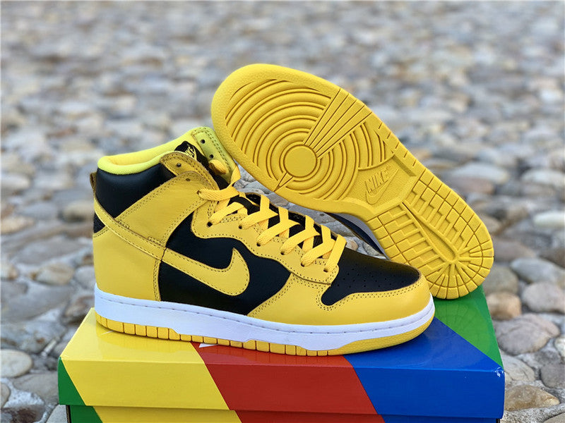 Nike Men's & Women's Signature Luxury Sneakers — Style 036 detail view