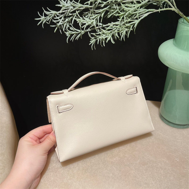  Essential shopper bag carried on shoulder 22