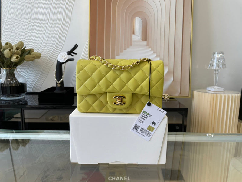  mid purse view 9