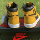 Nike Men's & Women's Designer Low-Top Shoes — Style 161 angle view