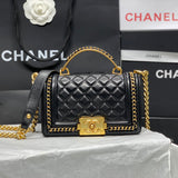 Zivas Charm Classic Sensibility Everyday Handbag (Refined Practical Design) – Close-Up Detail