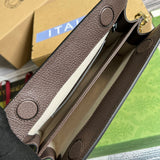Close-up detail of polished classic women's handbag – women's everyday handbag