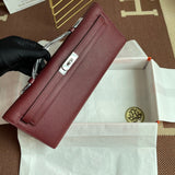 Close-up detail of versatile bag design