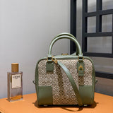 Ziva's Charm handbag – interior view (28cm*18cm*10cm)