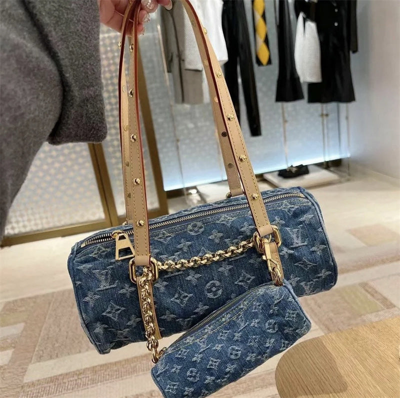  signature structured bag detail view showing craftsmanship 20