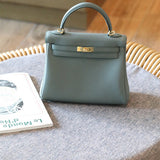  Smart structured bag front view 7