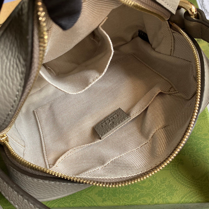 Side profile of modern structured women's handbag – women's luxury handbag