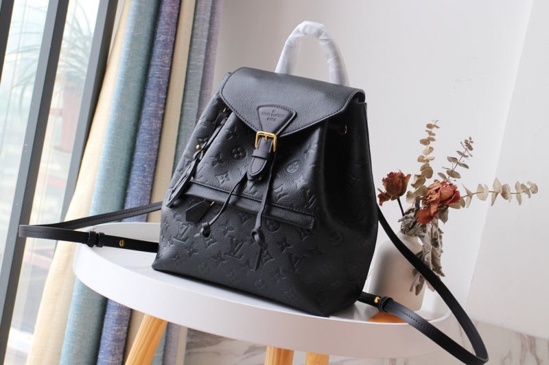 Styled lifestyle shot of classic chic women's handbag – women's premium purse