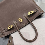 Everyday-Ready handbag styled for everyday wear