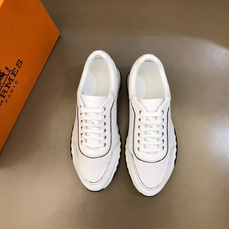 Hermès White Slip-On Sneakers - Heel Detail View