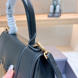 Ziva's Charm handbag – product shot (one versatile size)
