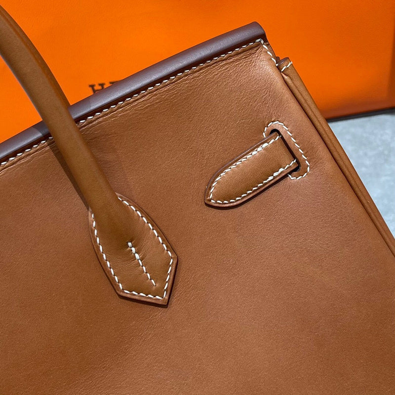 Side view of everyday-ready structured handbag