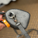  signature tote bag detail view showing craftsmanship