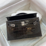  carryall bag interior and compartment view 33