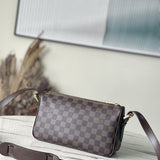  effortless handbag styled with outfit