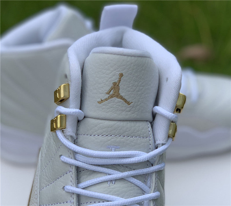 Nike Men's & Women's Premium Athletic Sneakers — Style 043 hardware detail