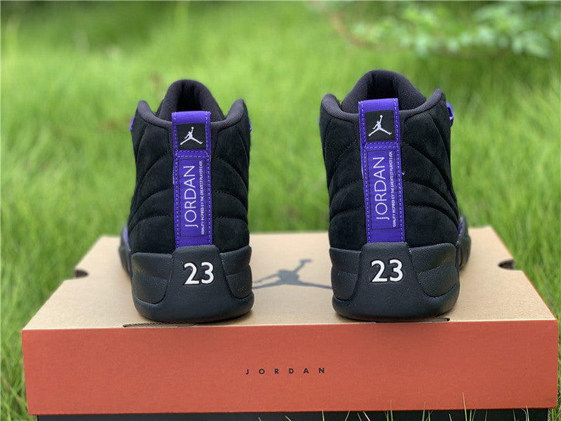 Nike Men's & Women's Premium Athletic Sneakers — Style 139 interior view