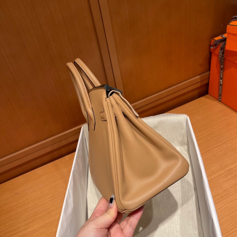 Smart bag shown from front angle