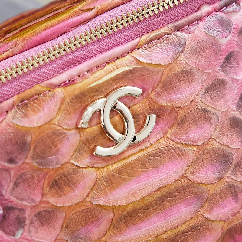 Ziva's Charm handbag – interior view (one versatile size)