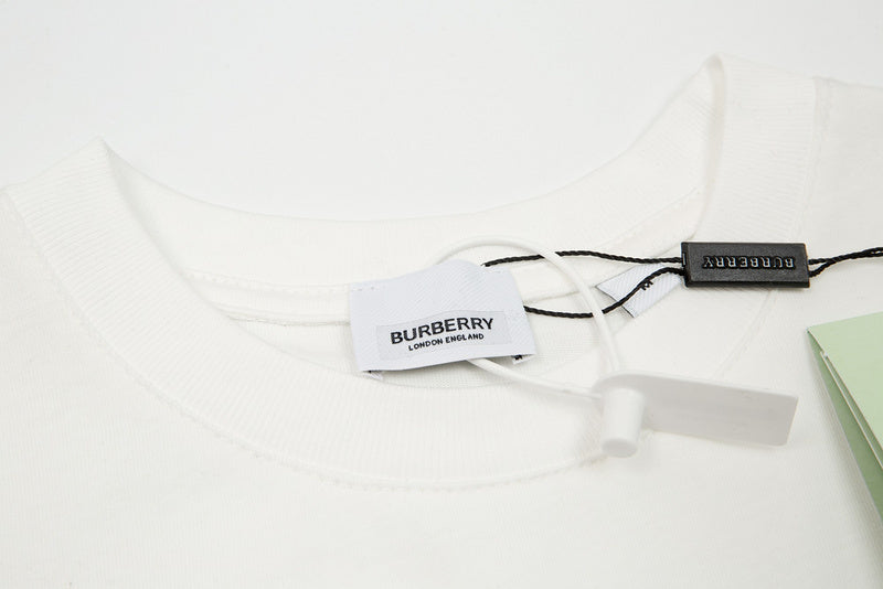 Full silhouette view of Burberry luxury piece style No.335