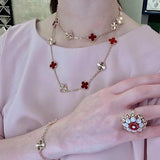 Side view of Van Cleef & Arpels unisex jewelry piece