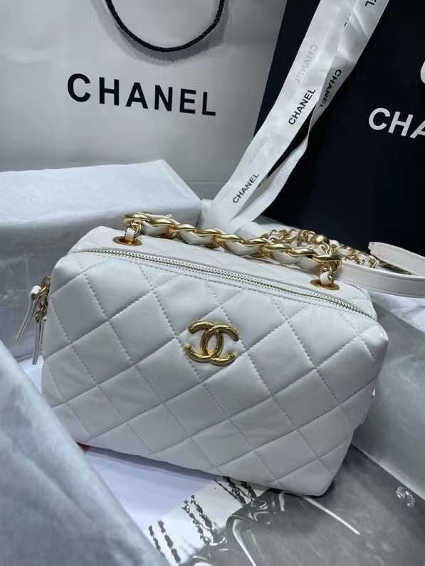  versatile purse view 1
