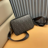 Ziva's Charm handbag – close-up view (22cm*15cm*5cm)