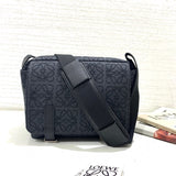 Ziva's Charm handbag – detail view (24.5cm*18cm*9cm)