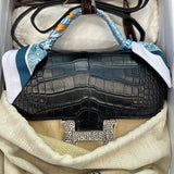  satchel close-up of hardware and finish