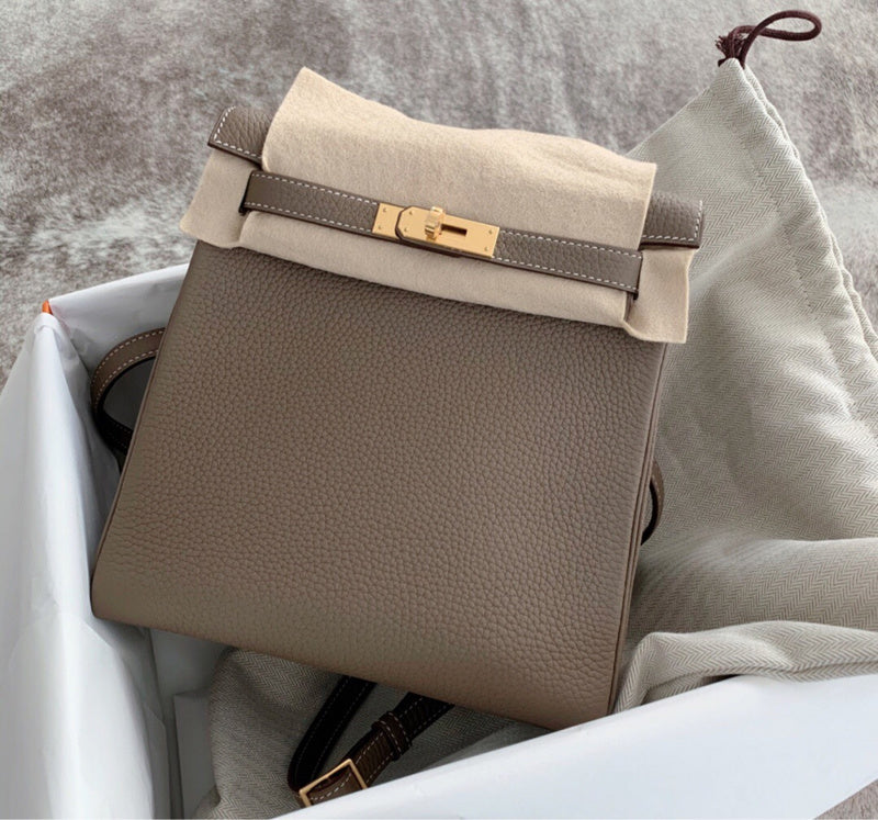 Close-up detail of balanced bag design