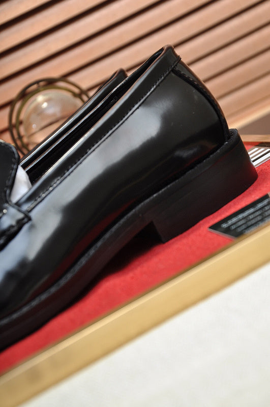 Hermes shoes Style 070 - logo and branding close-up