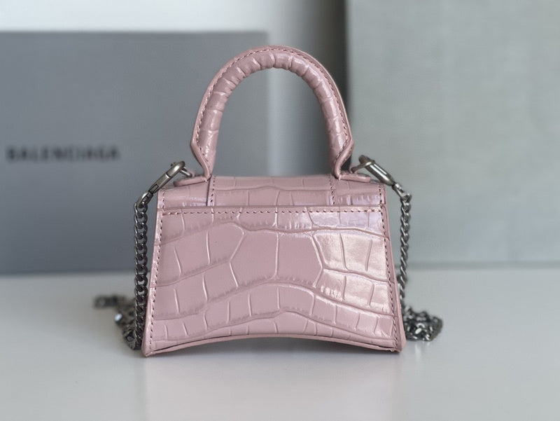 Zivas Charm Everyday Sophistication Statement Handbag (Considered Detail & Form) – Lifestyle Shot