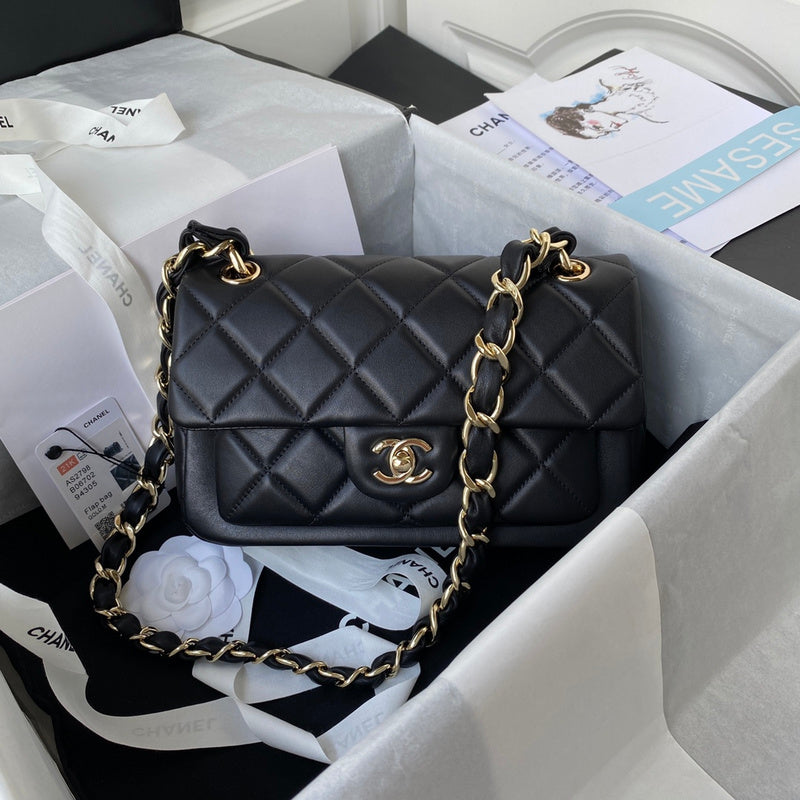  women's handbag, mid design, view 4