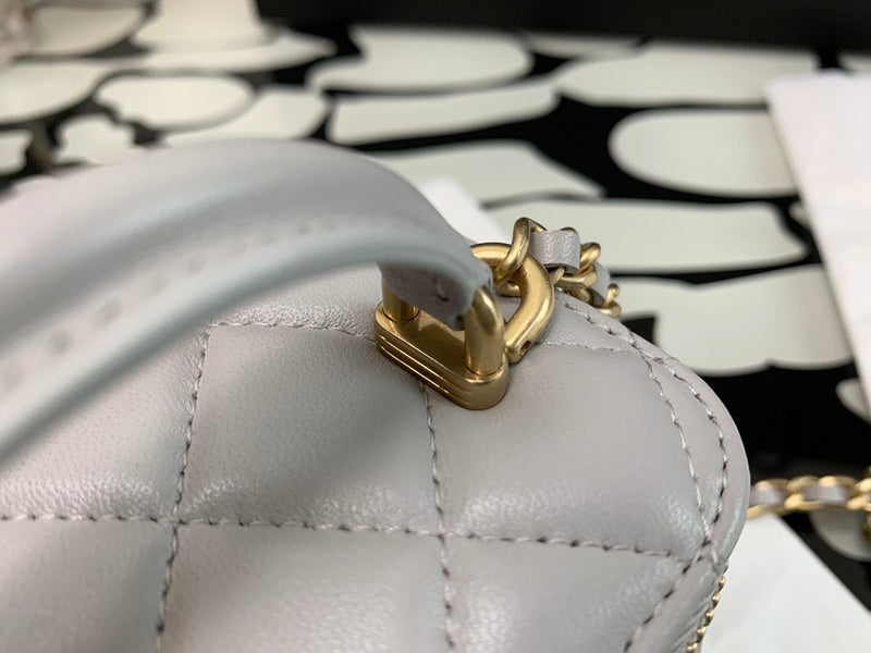  compact purse view 2
