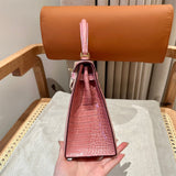  shopper bag interior and compartment view 21