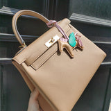  structured bag close-up of hardware and finish