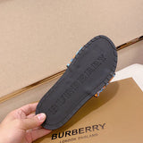 Burberry shoes Style 009 - logo and branding close-up